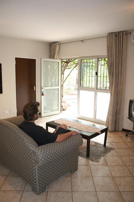De Vagebond Hotel-Pension Windhoek Exterior foto